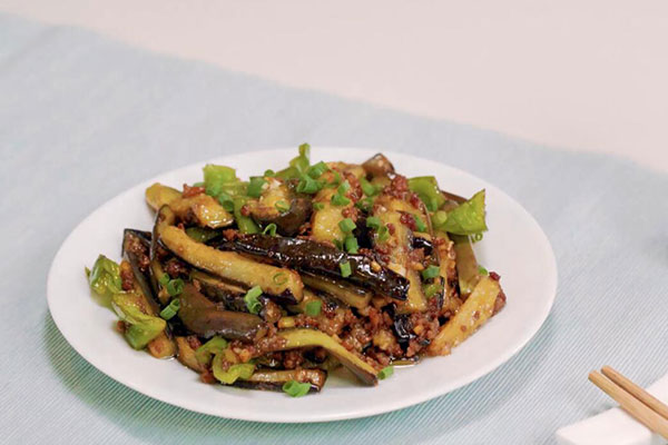 青椒肉末烧茄子的做法青椒肉末烧茄子怎么做