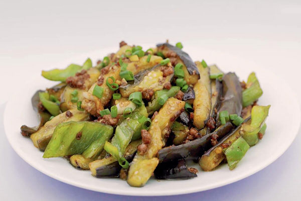 青椒肉末烧茄子的做法青椒肉末烧茄子怎么做