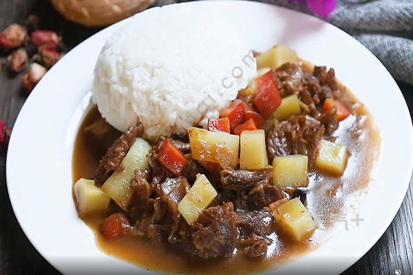 土豆牛肉飯的做法 如何做土豆牛肉飯