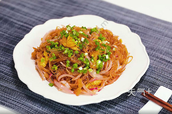 洋葱粉丝的做法洋葱粉丝的家常做法