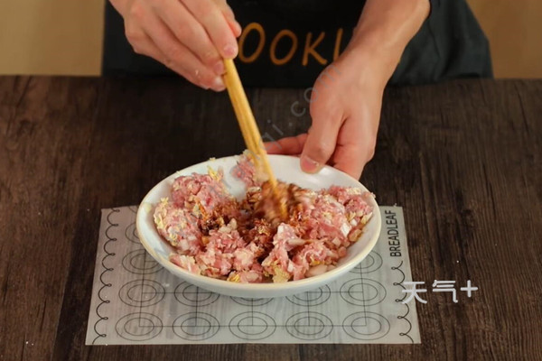 排骨馅饺子蒸几分钟 tqjia