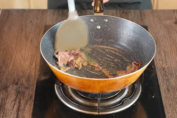 牛肉焗饭的家常做法 如何做牛肉焗饭