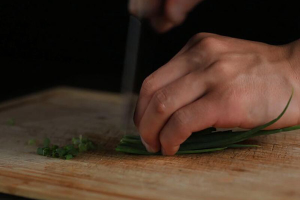 沙虫冬瓜汤怎么做 沙虫冬瓜汤的家常做法