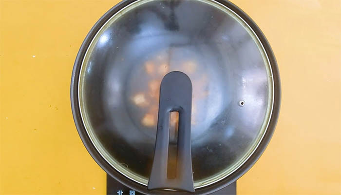 川味回锅肉的做法 茭白回锅肉的家常做法