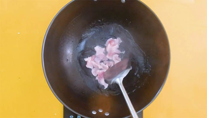 川味回锅肉的做法 茭白回锅肉的家常做法