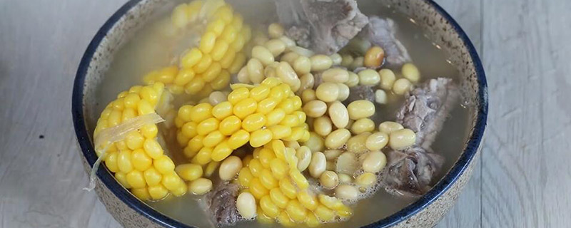 黄豆炖骨头汤的做法 猪筒骨的做法