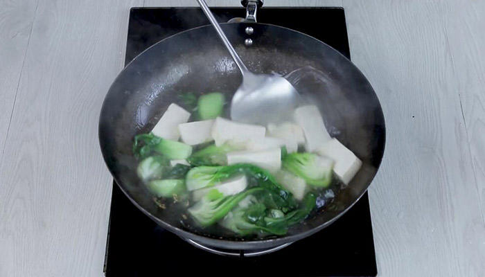 小白菜炖豆腐的做法 小白菜炖豆腐简单做法