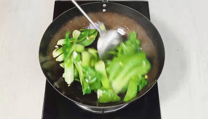 清炒油白菜的做法 油白菜怎么炒好吃