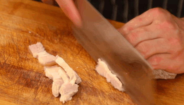 回锅肉的家常做法 青蒜回锅肉的做法