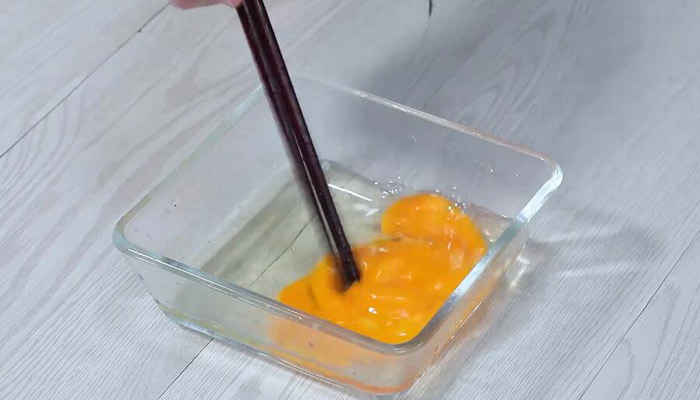 甜椒炒鸡蛋的做法 甜椒炒鸡蛋怎么做
