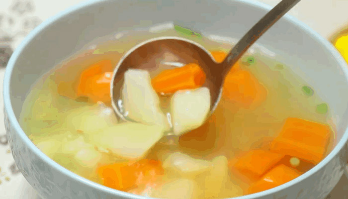 土豆胡萝卜汤的做法 土豆胡萝卜汤的家常做法