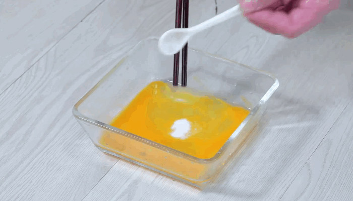 蒸蛋的家常做法 甜椒蒸蛋的做法