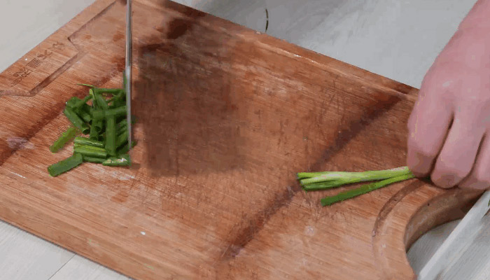 蕨菜的炒法 素炒蕨菜的做法