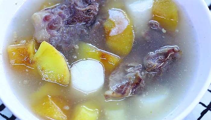 炖排骨汤的家常做法 淮山炖排骨汤怎么做味道好