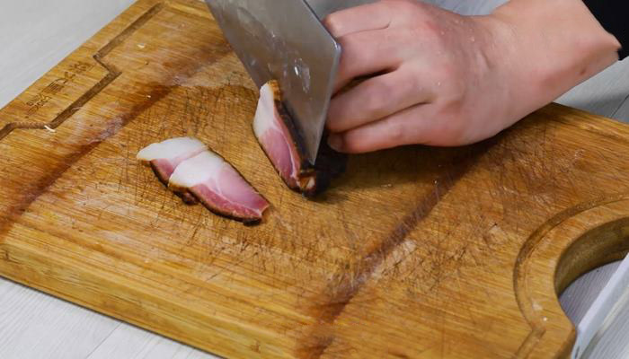豌豆尖炒腊肉的做法 腊肉怎么炒