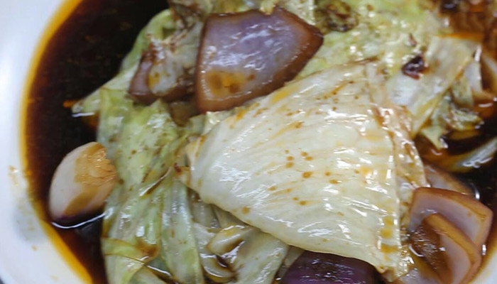 包菜炒洋葱怎么做好吃 包菜炒洋葱做法