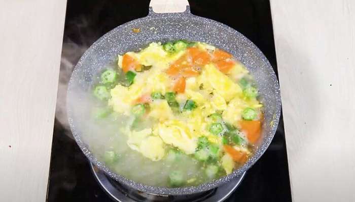 秋葵蛋汤的做法 秋葵鸡蛋汤怎么做
