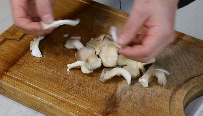 蒜蓉凤尾菇的做法 蒜蓉凤尾菇怎么做