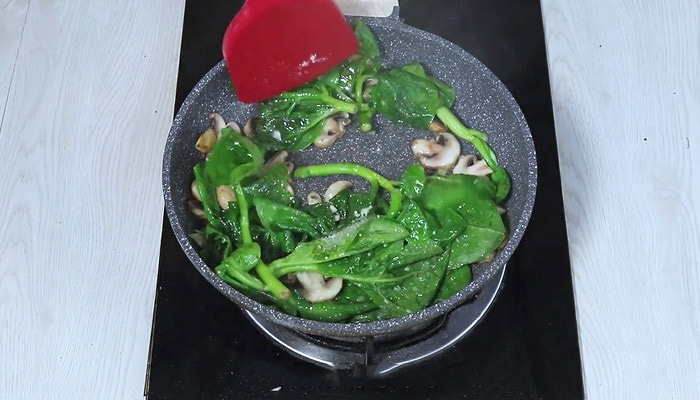 木耳菜和什么一起炒 口蘑木耳菜的做法