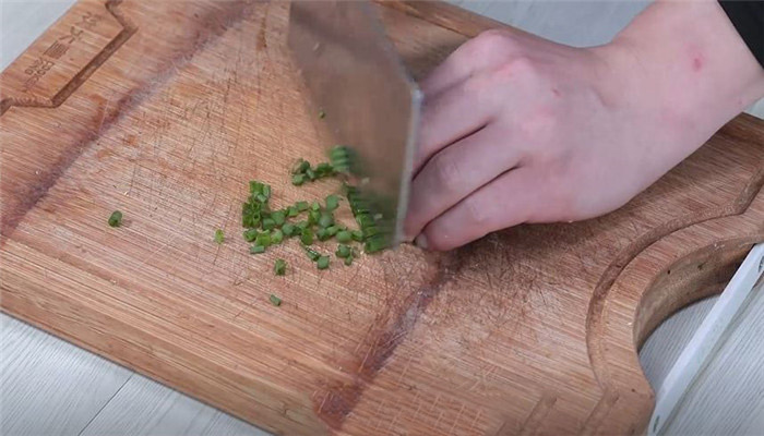 榨菜木耳肉丝的做法 肉丝炒木耳榨菜怎么做