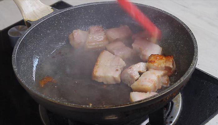 腐乳红烧肉做法 腐乳烧红烧肉怎么做