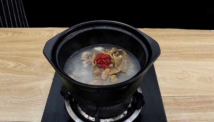 清炖鸭汤的做法 清炖鸭汤怎么做好吃