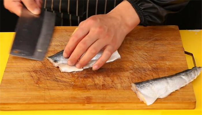 红烧鲅鱼怎么做 红烧鲅鱼的做法