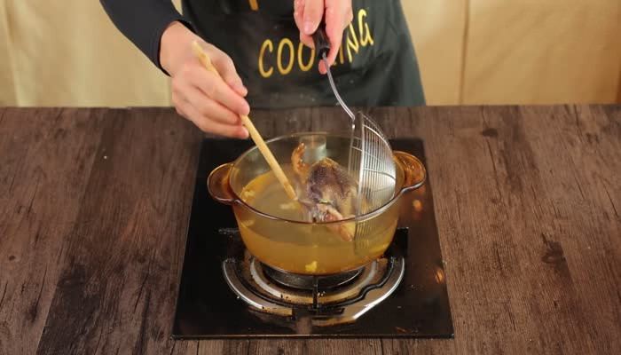 炖鸽子汤怎么做 炖鸽子汤的做法