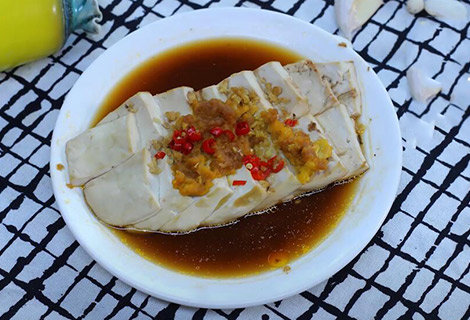 蒸豆腐怎么蒸 咸鸭蛋蒸豆腐的做法
