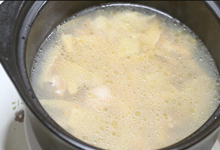 老鸭干笋汤怎么做 老鸭干笋汤的做法