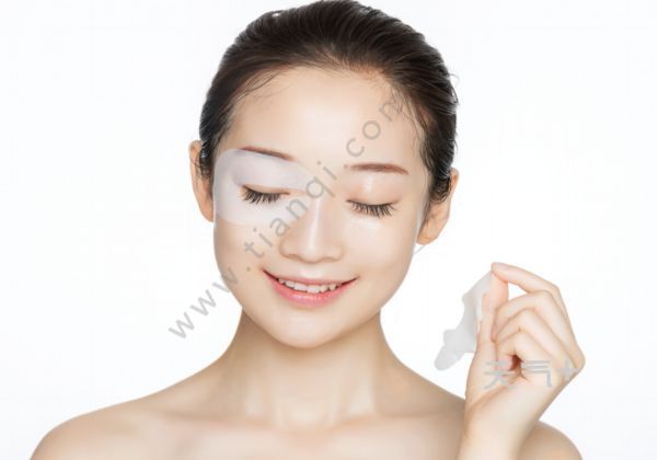 什么时候贴眼膜最合适 tqjia