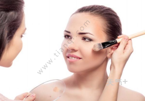 气垫排行_美妆口碑榜|2020热门气垫排行99%女生都会买的补妆神器