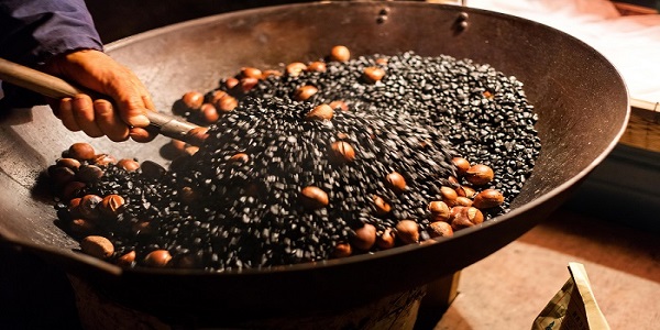 生铁锅和熟铁锅的区别 生铁锅和熟铁锅有什么不同