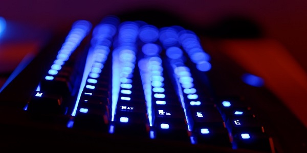 键盘灯光怎么调 键盘灯光的调节方法