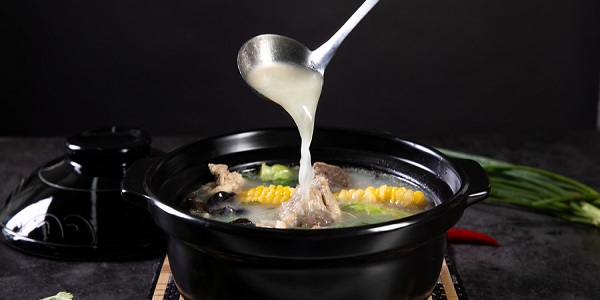 排骨汤怎么炖成奶白色 排骨汤炖成奶白色的方法