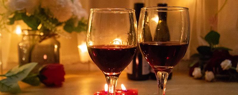 葡萄酒受年份的影响吗 葡萄酒的好坏受年份的影响吗