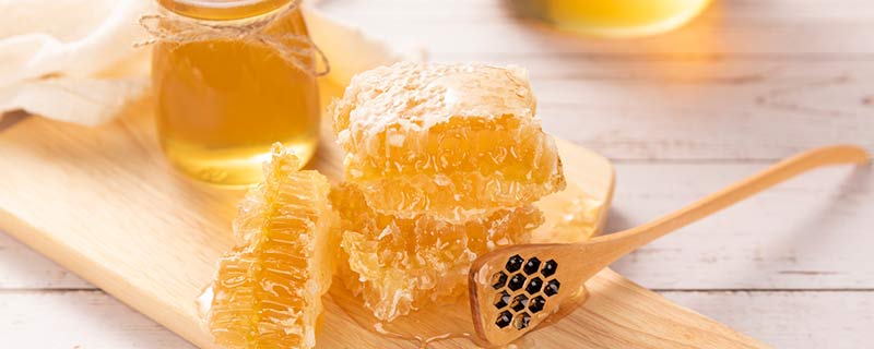 土蜂蜜口感有点酸对吗 土蜂蜜为什么有点酸