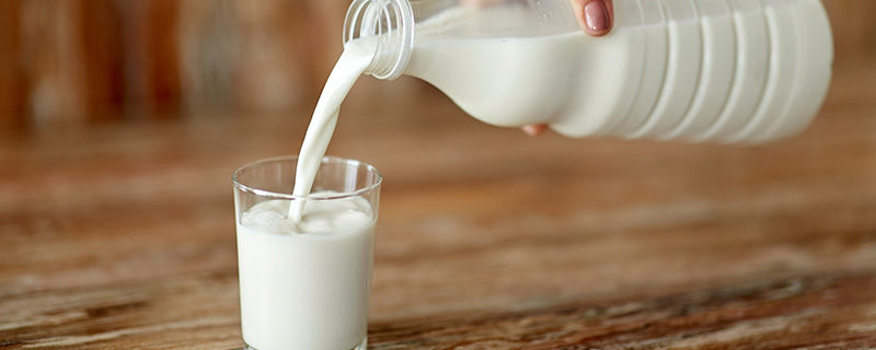 为什么有的牛奶要冷藏有的不需要 有的牛奶要冷藏有的不需要的原因