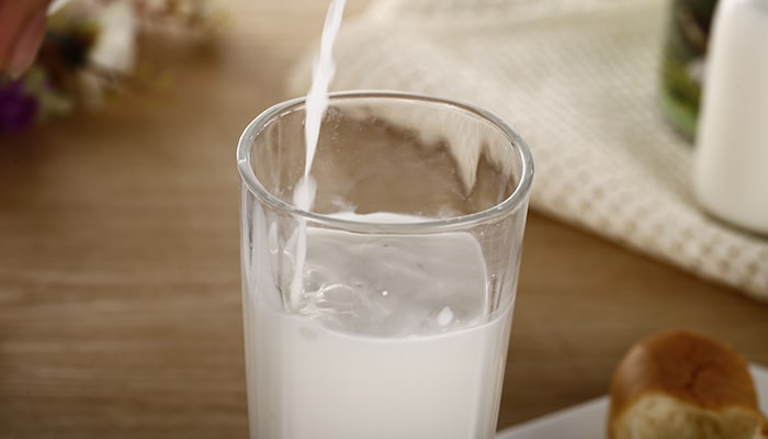 有机奶和纯牛奶有什么区别 有机奶和纯牛奶有什么不同