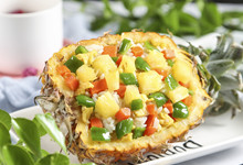 正宗菠萝糯米饭的做法  正宗菠萝糯米饭的做法是什么