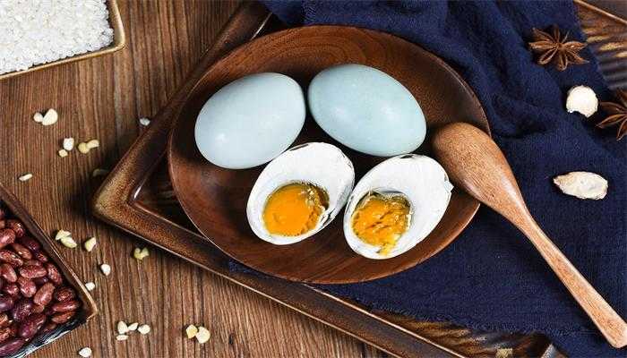 咸鸭蛋的功效与作用  咸鸭蛋的营养
