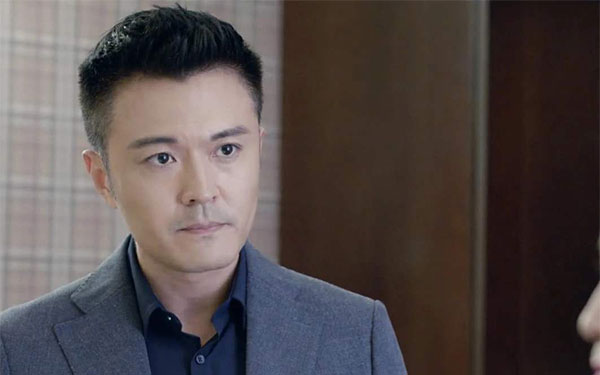 于小伟是一个实力派男演员,出道多年的他一直沉稳努力,不断地磨炼演技