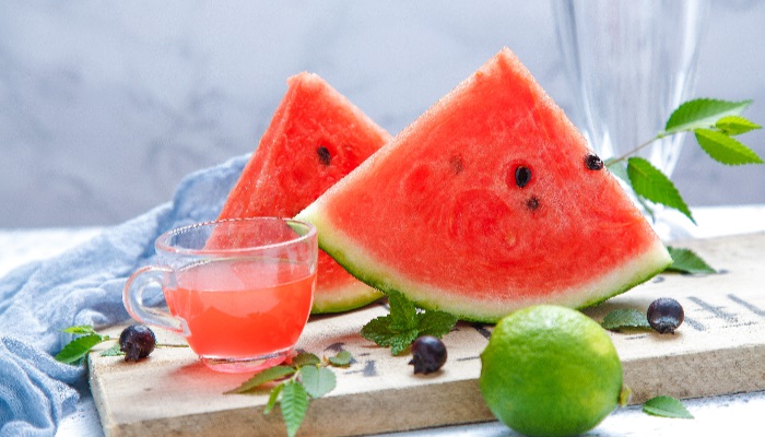 摄图网_500946673_冰爽西瓜(非企业商用) (1).jpg