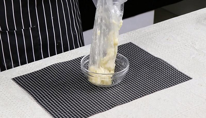 香蕉马芬的做法 马芬纸杯蛋糕的做法