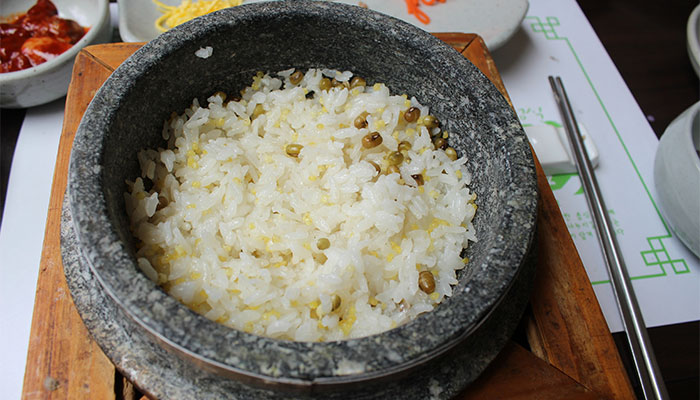 面条和米饭哪个热量高 面条和米饭哪个更容易长胖